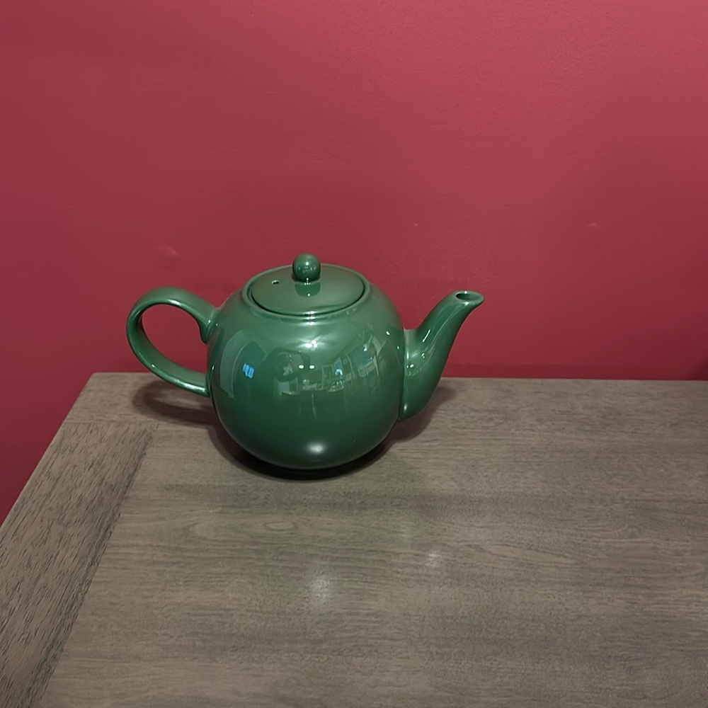 London pottery green teapot